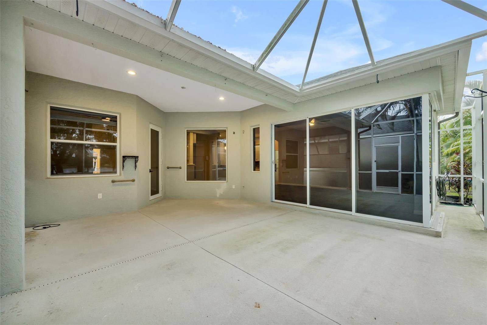 12639 CARA CARA LOOP, Bradenton, FL 34212 12639 CARA CARA LOOP, Bradenton, FL 34212