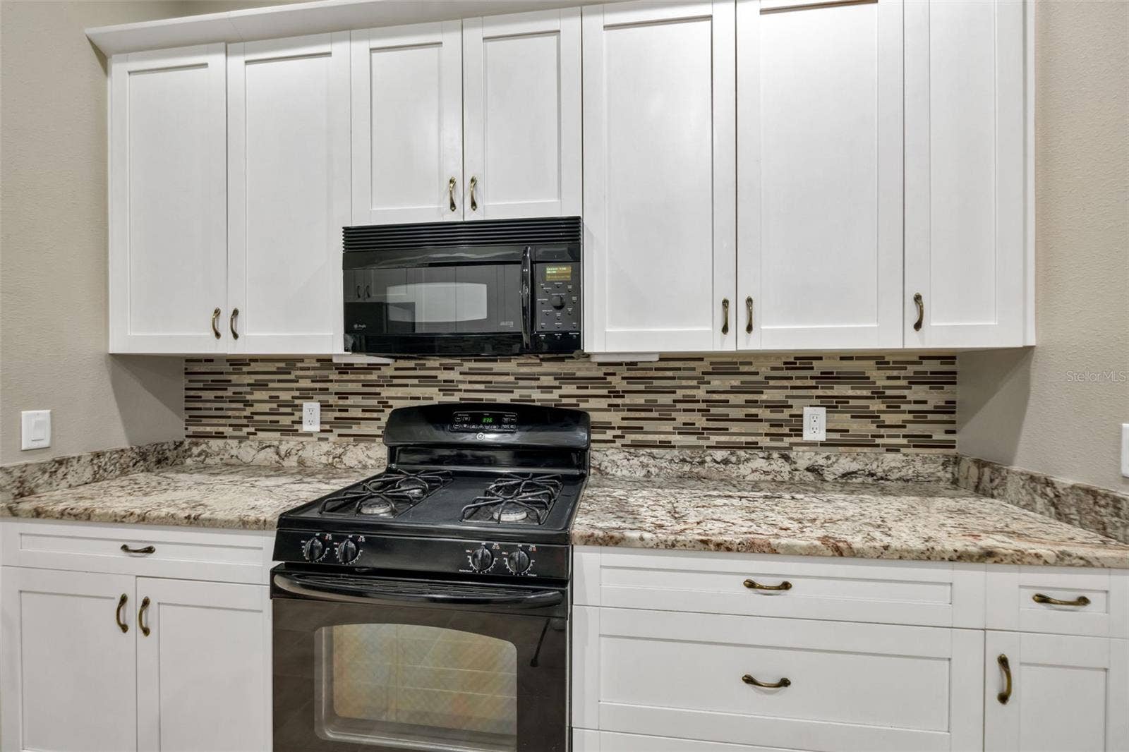 12639 CARA CARA LOOP, Bradenton, FL 34212 12639 CARA CARA LOOP, Bradenton, FL 34212