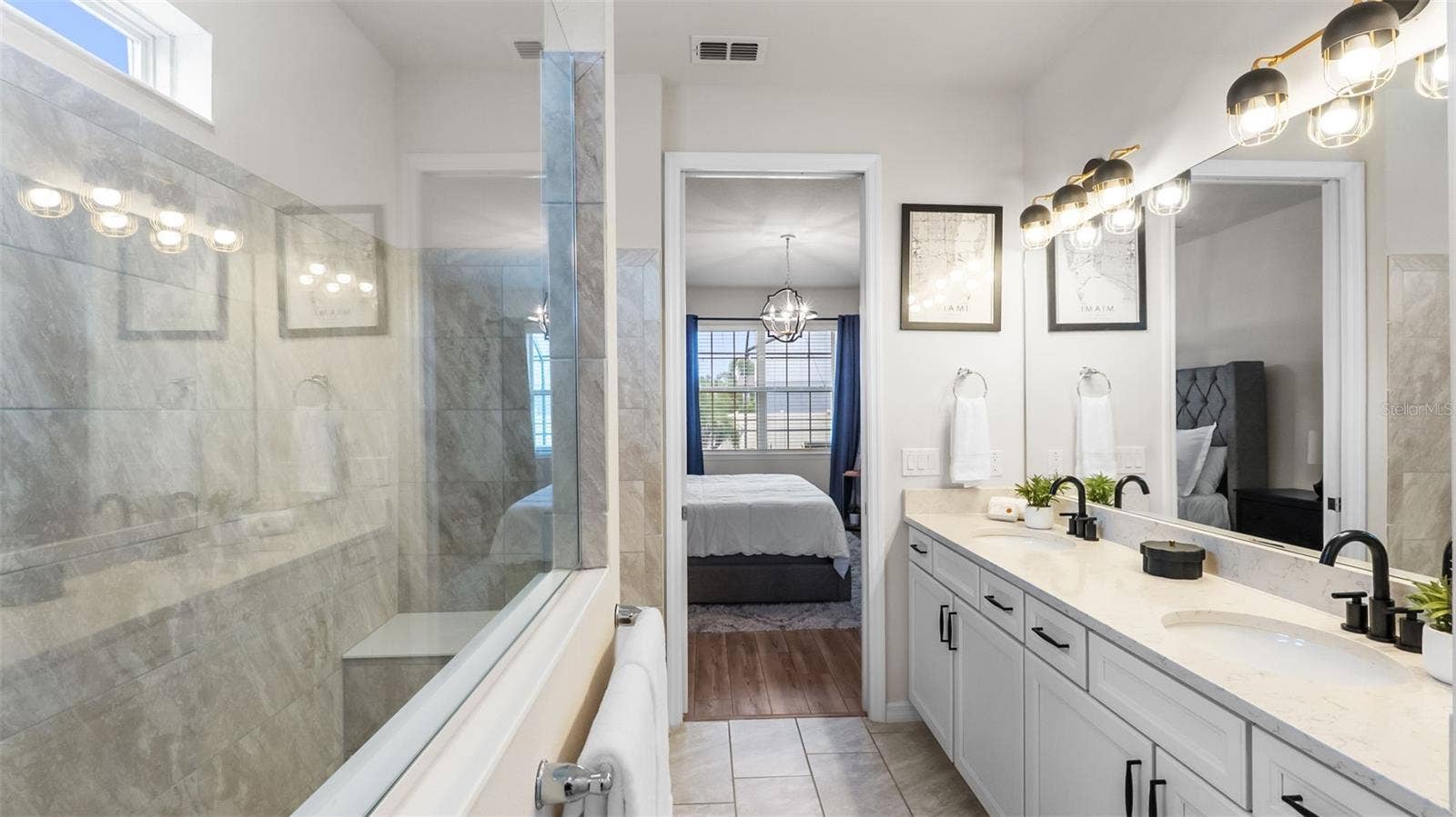 Primary En-Suite