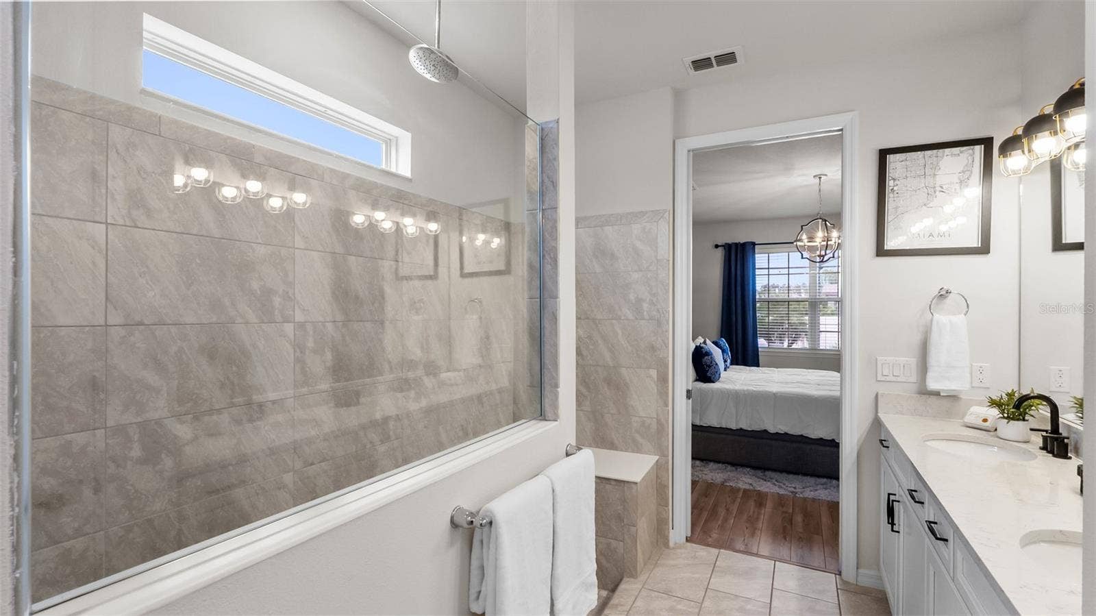 Primary En-Suite