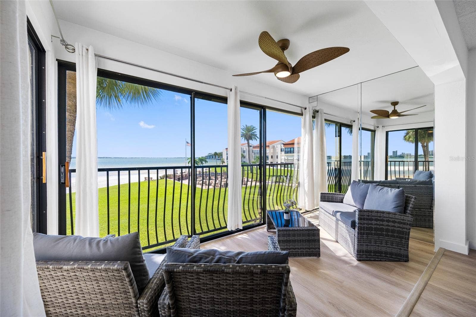 865 S GULFVIEW BOULEVARD, #202, Clearwater, FL 33767 865 S GULFVIEW BOULEVARD, #202, Clearwater, FL 33767
