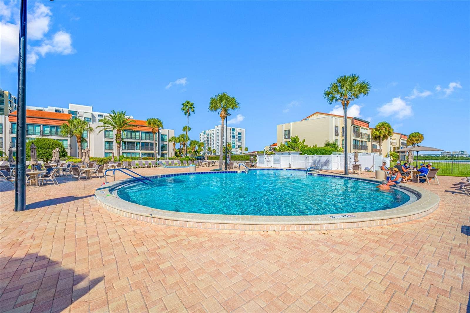 865 S GULFVIEW BOULEVARD, #202, Clearwater, FL 33767 865 S GULFVIEW BOULEVARD, #202, Clearwater, FL 33767