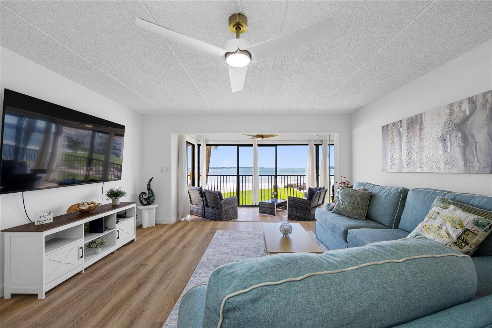 865 S GULFVIEW BOULEVARD, #202, Clearwater, FL 33767 865 S GULFVIEW BOULEVARD, #202, Clearwater, FL 33767