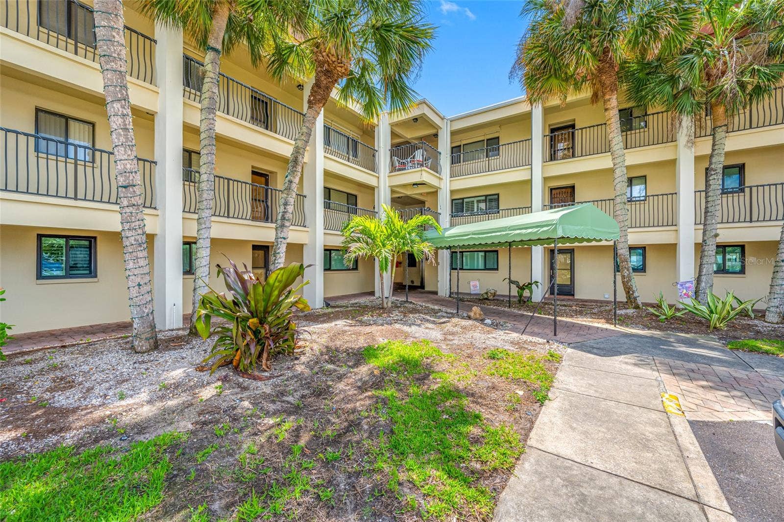 865 S GULFVIEW BOULEVARD, #202, Clearwater, FL 33767 Elevator in the core of the building