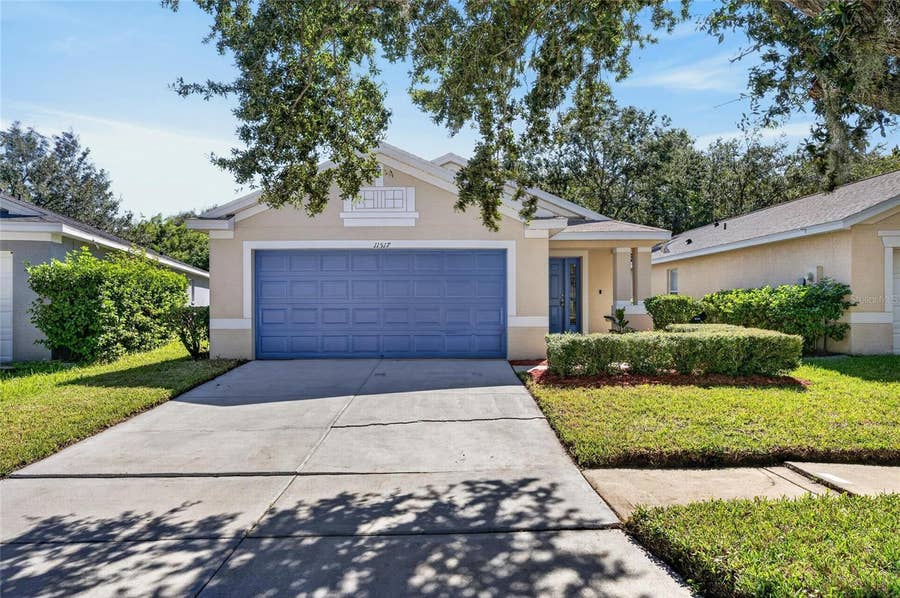 Property photo for 11517 CRESTLAKE VILLAGE DRIVE, Riverview, FL