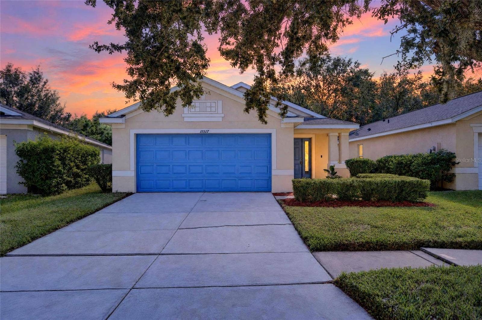 11517 CRESTLAKE VILLAGE DRIVE, Riverview, FL 33569 11517 CRESTLAKE VILLAGE DRIVE, Riverview, FL 33569
