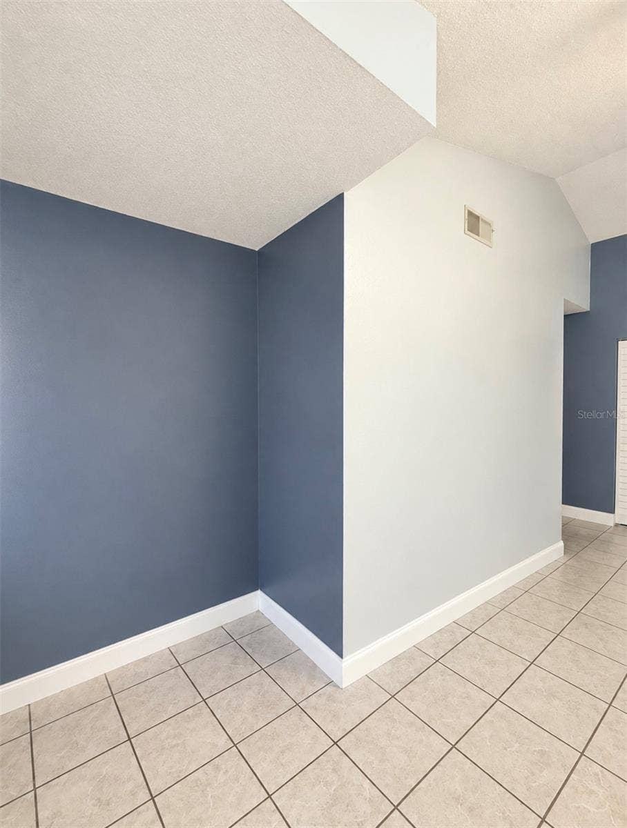 10957 BRIGHTSIDE DRIVE, Tampa, FL 33624 10957 BRIGHTSIDE DRIVE, Tampa, FL 33624