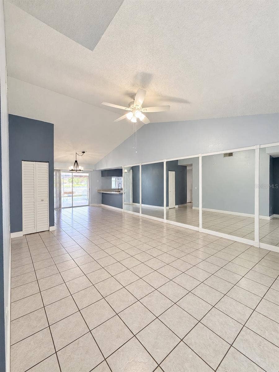 10957 BRIGHTSIDE DRIVE, Tampa, FL 33624 10957 BRIGHTSIDE DRIVE, Tampa, FL 33624