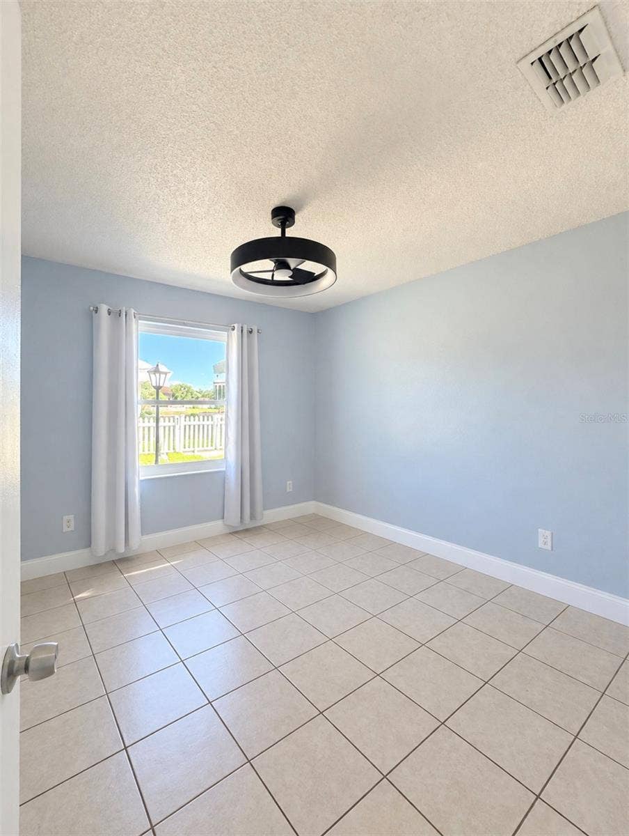 10957 BRIGHTSIDE DRIVE, Tampa, FL 33624 10957 BRIGHTSIDE DRIVE, Tampa, FL 33624