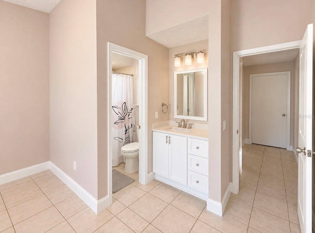 10957 BRIGHTSIDE DRIVE, Tampa, FL 33624 10957 BRIGHTSIDE DRIVE, Tampa, FL 33624