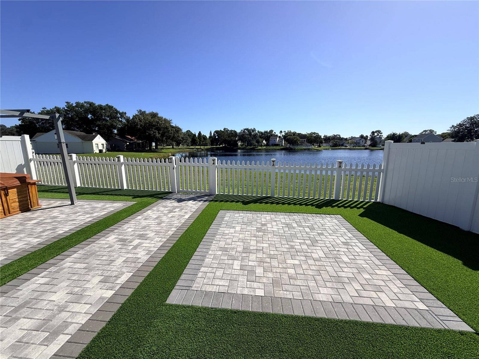 10957 BRIGHTSIDE DRIVE, Tampa, FL 33624 10957 BRIGHTSIDE DRIVE, Tampa, FL 33624