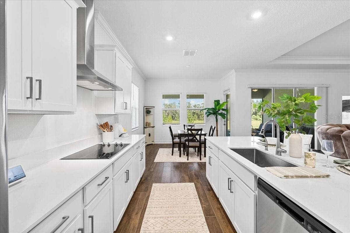 12421 BERGSTROM BAY DRIVE, Riverview, FL 33579 12421 BERGSTROM BAY DRIVE, Riverview, FL 33579