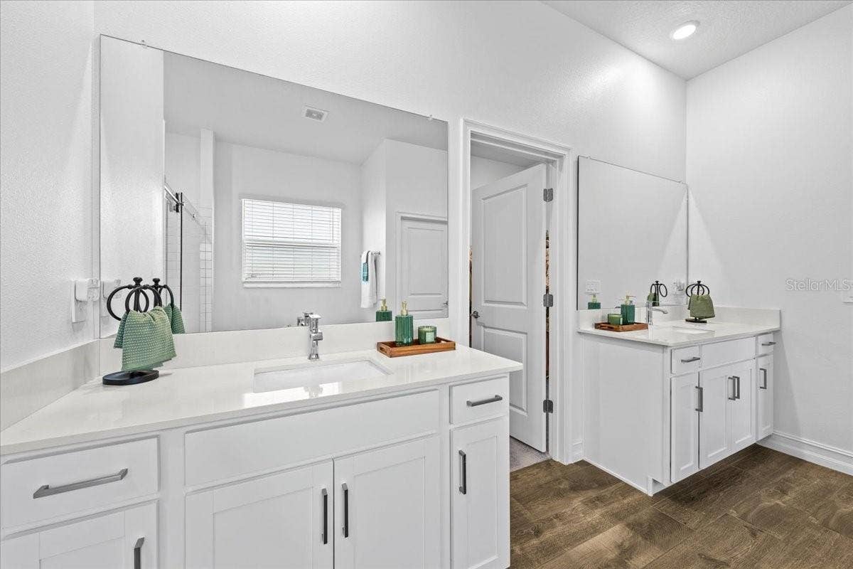 12421 BERGSTROM BAY DRIVE, Riverview, FL 33579 12421 BERGSTROM BAY DRIVE, Riverview, FL 33579