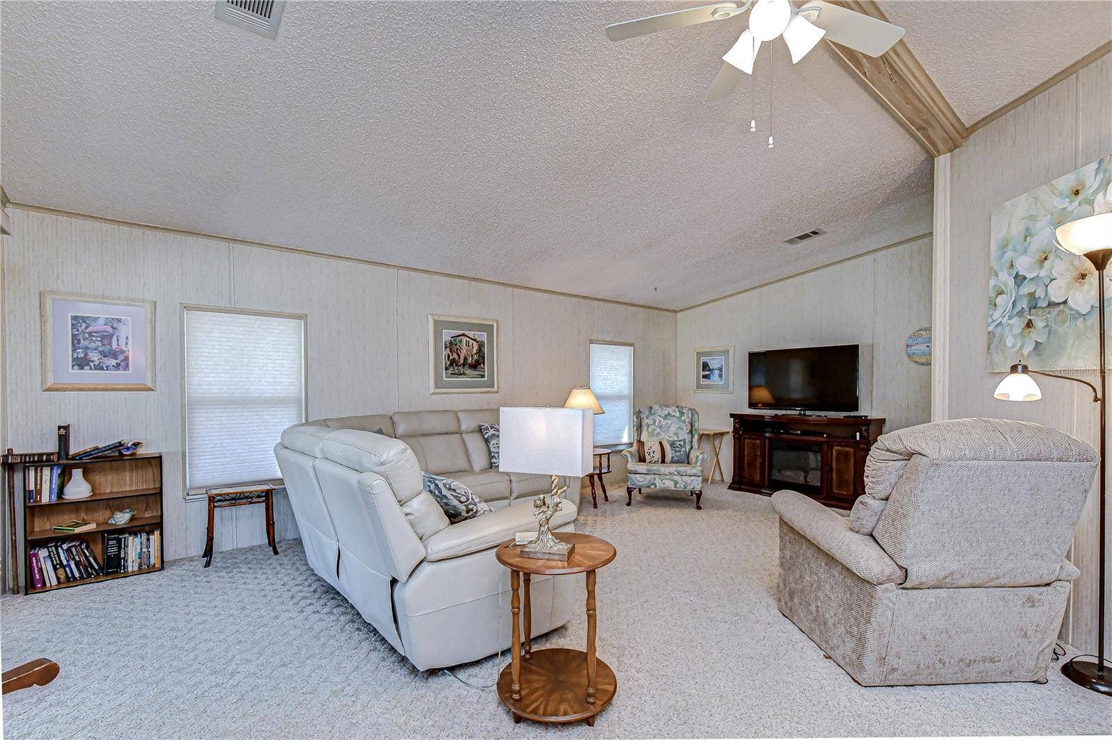 4843 BLANCO DRIVE, Zephyrhills, FL 33541 4843 BLANCO DRIVE, Zephyrhills, FL 33541