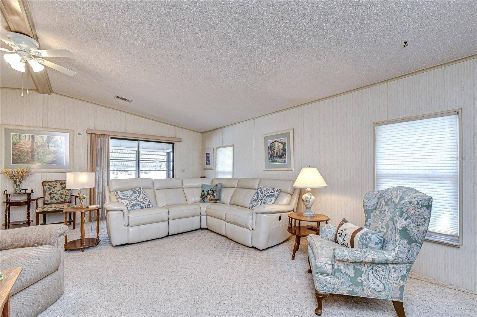 4843 BLANCO DRIVE, Zephyrhills, FL 33541 4843 BLANCO DRIVE, Zephyrhills, FL 33541