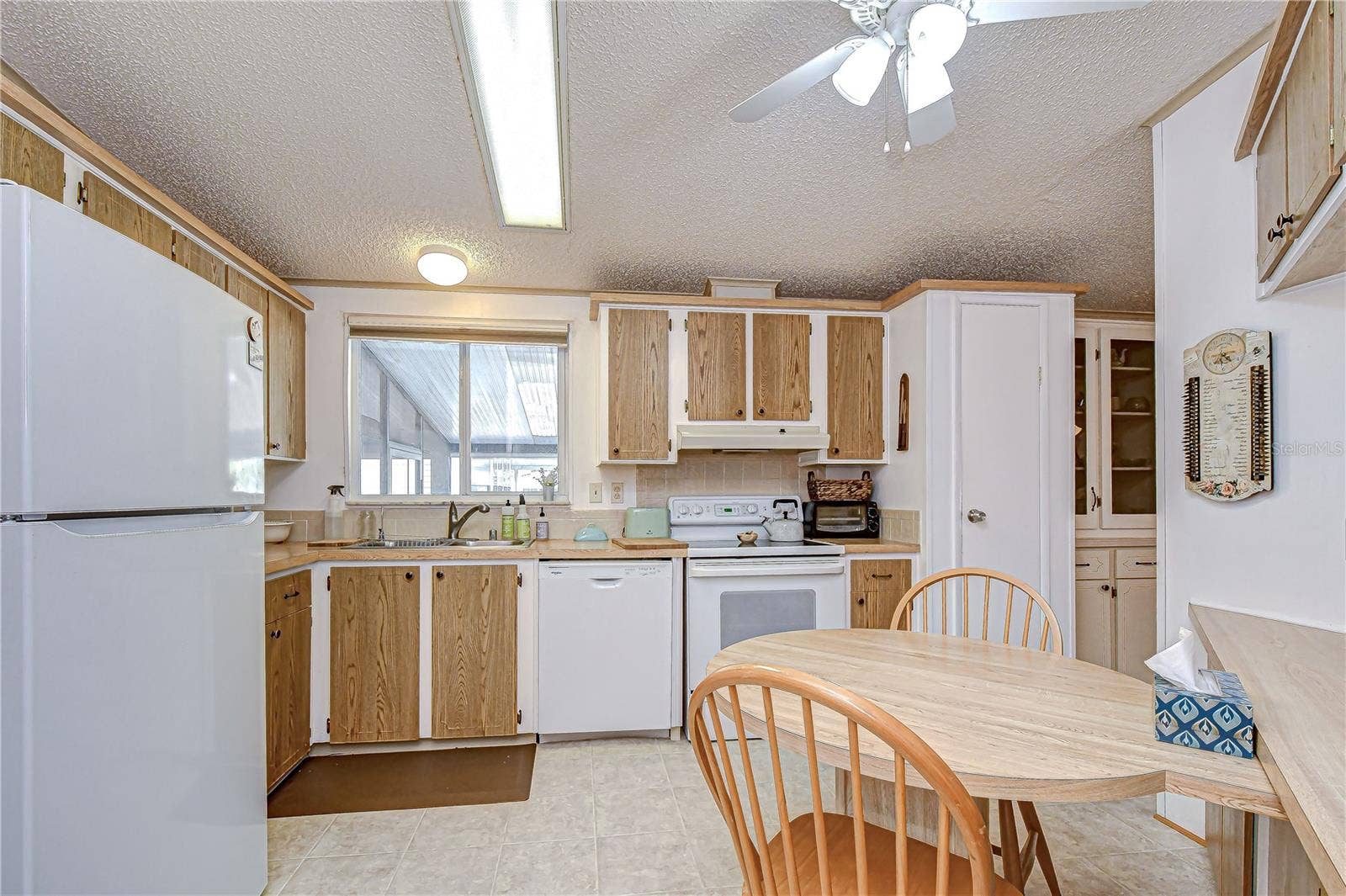 4843 BLANCO DRIVE, Zephyrhills, FL 33541 4843 BLANCO DRIVE, Zephyrhills, FL 33541