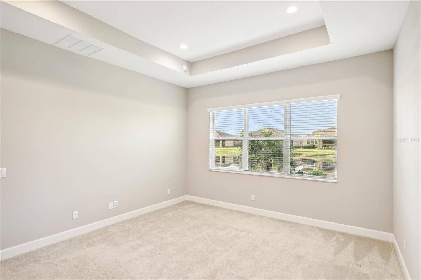 4838 SEVILLA SHORES DRIVE, Wimauma, FL 33598 4838 SEVILLA SHORES DRIVE, Wimauma, FL 33598