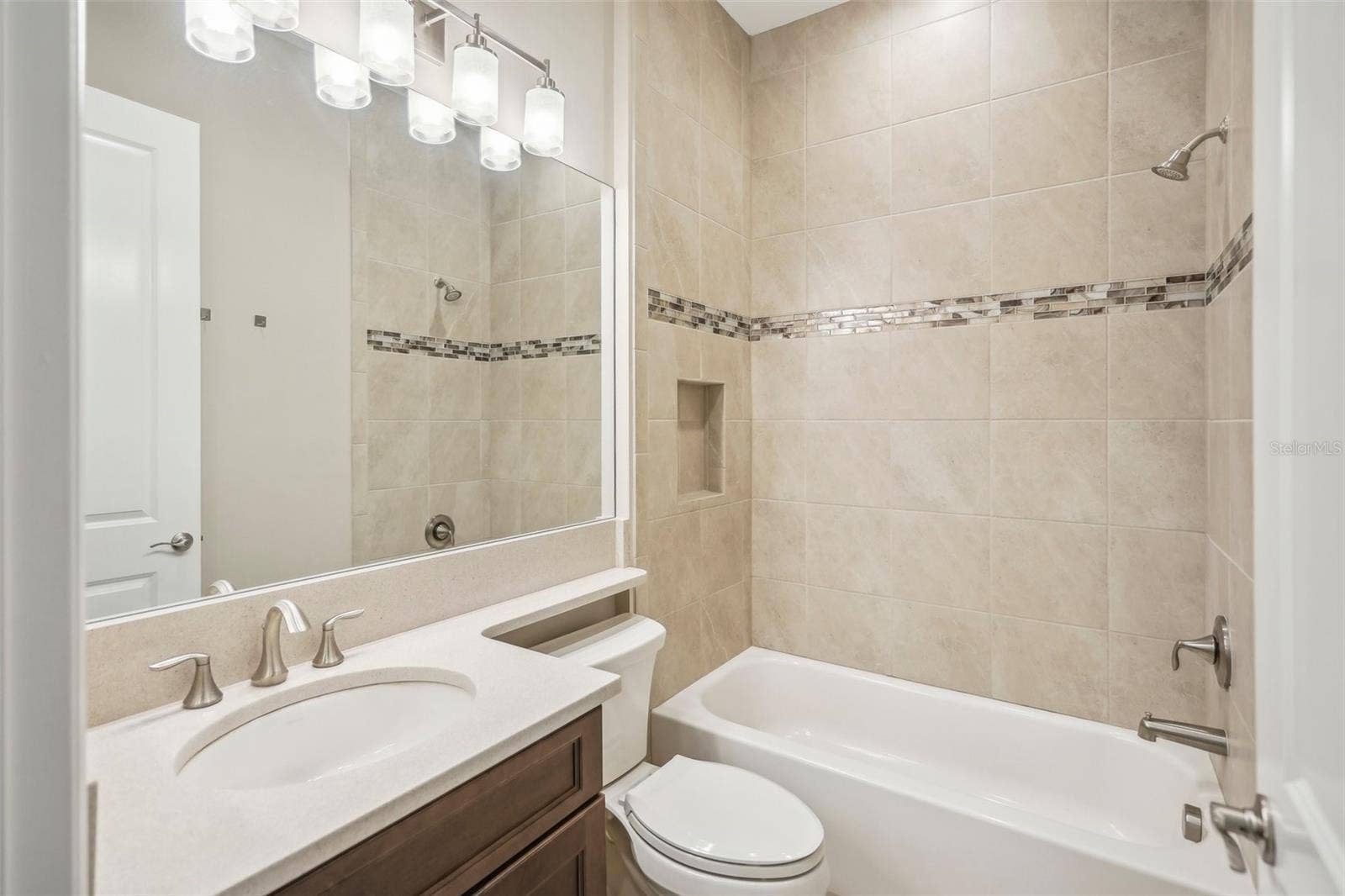 4838 SEVILLA SHORES DRIVE, Wimauma, FL 33598 4838 SEVILLA SHORES DRIVE, Wimauma, FL 33598