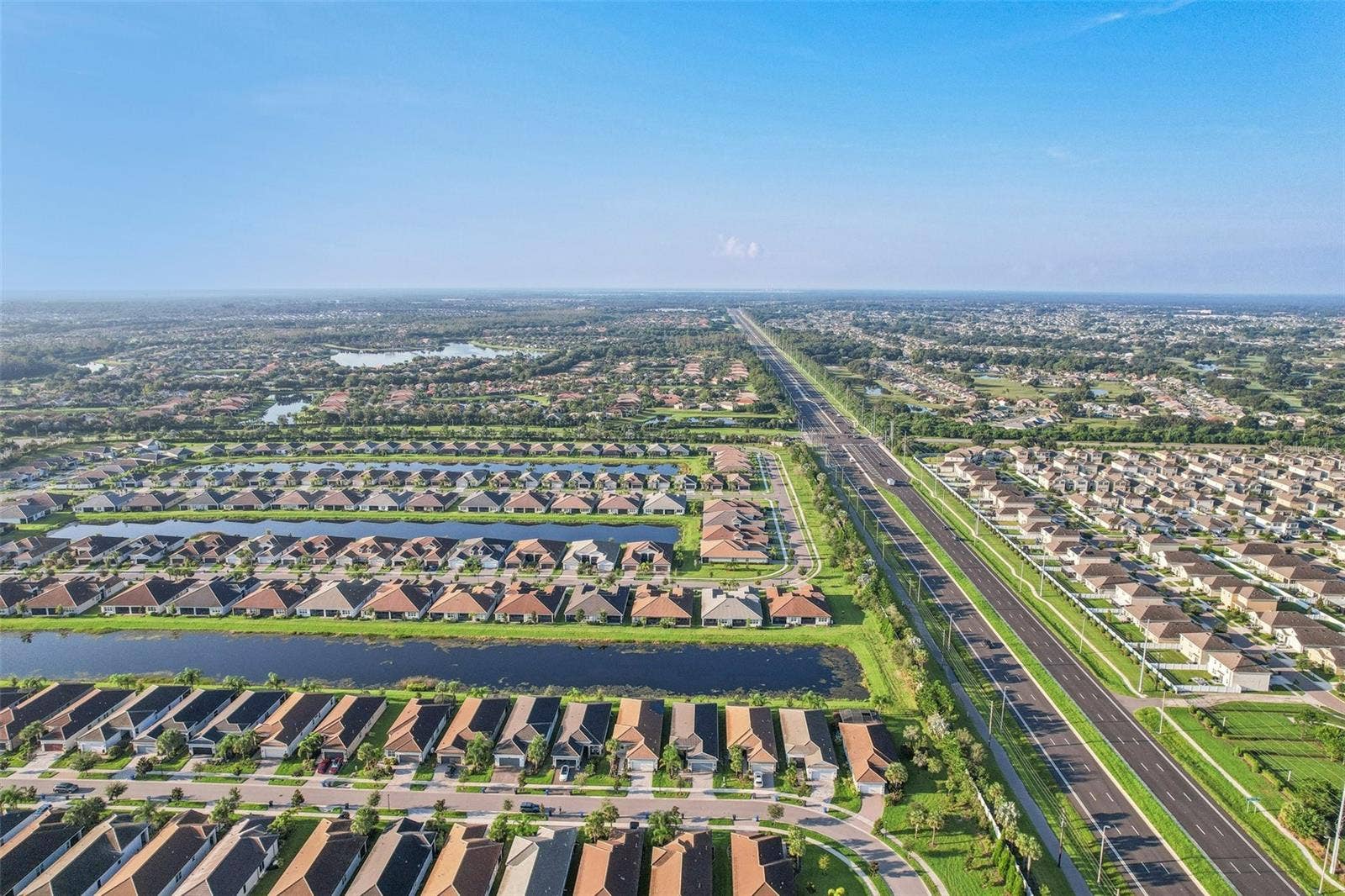 4838 SEVILLA SHORES DRIVE, Wimauma, FL 33598 4838 SEVILLA SHORES DRIVE, Wimauma, FL 33598