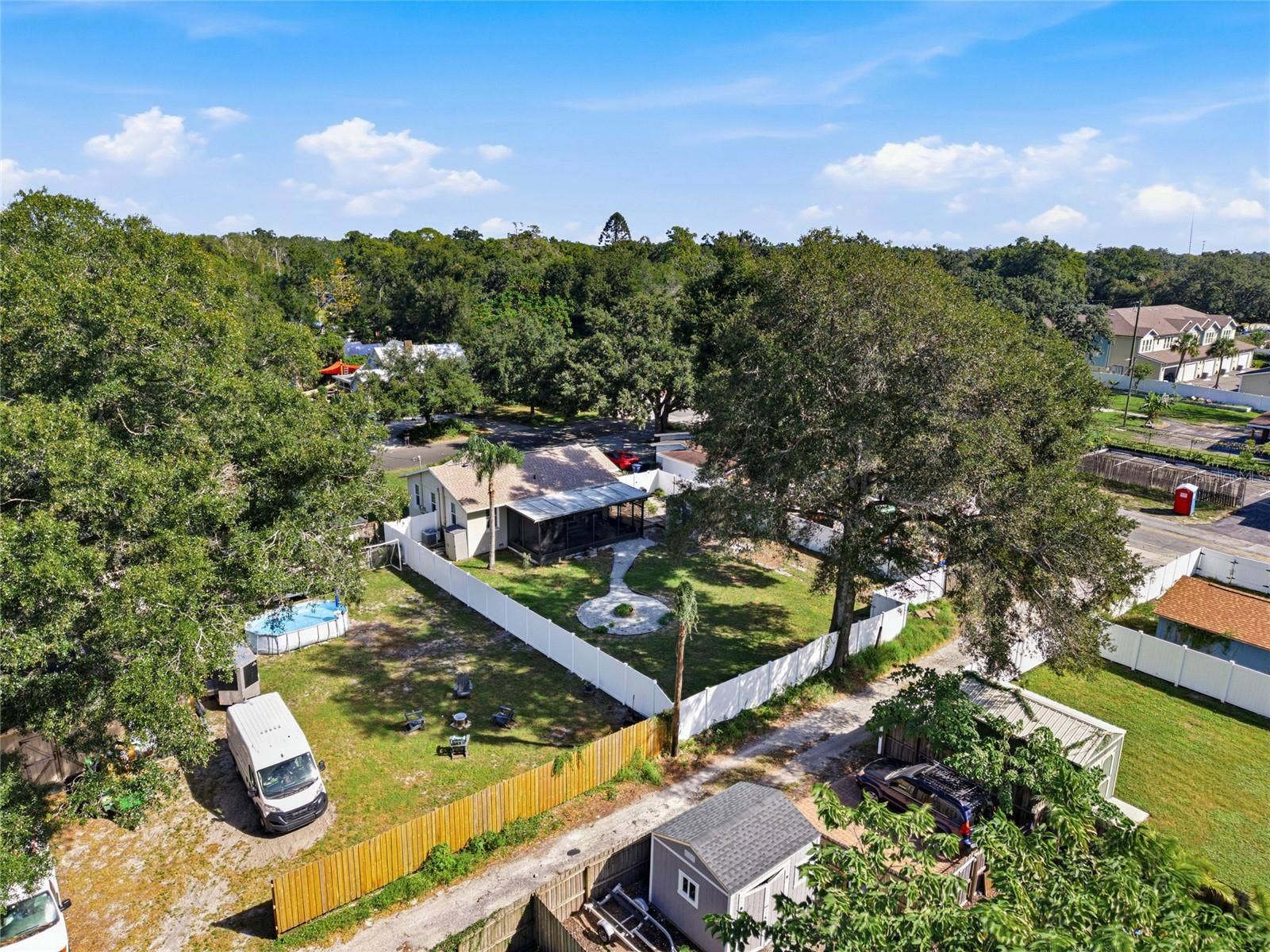 1427 E COMANCHE AVENUE, Tampa, FL 33604 1427 E COMANCHE AVENUE, Tampa, FL 33604