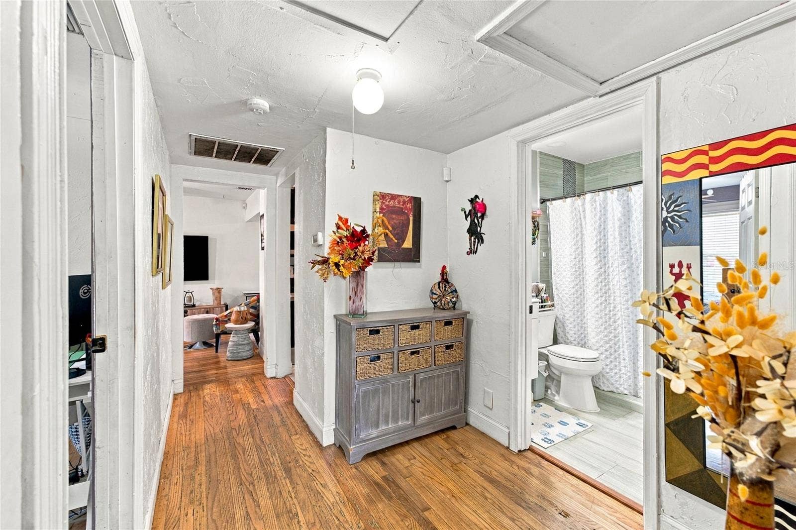 1427 E COMANCHE AVENUE, Tampa, FL 33604 1427 E COMANCHE AVENUE, Tampa, FL 33604