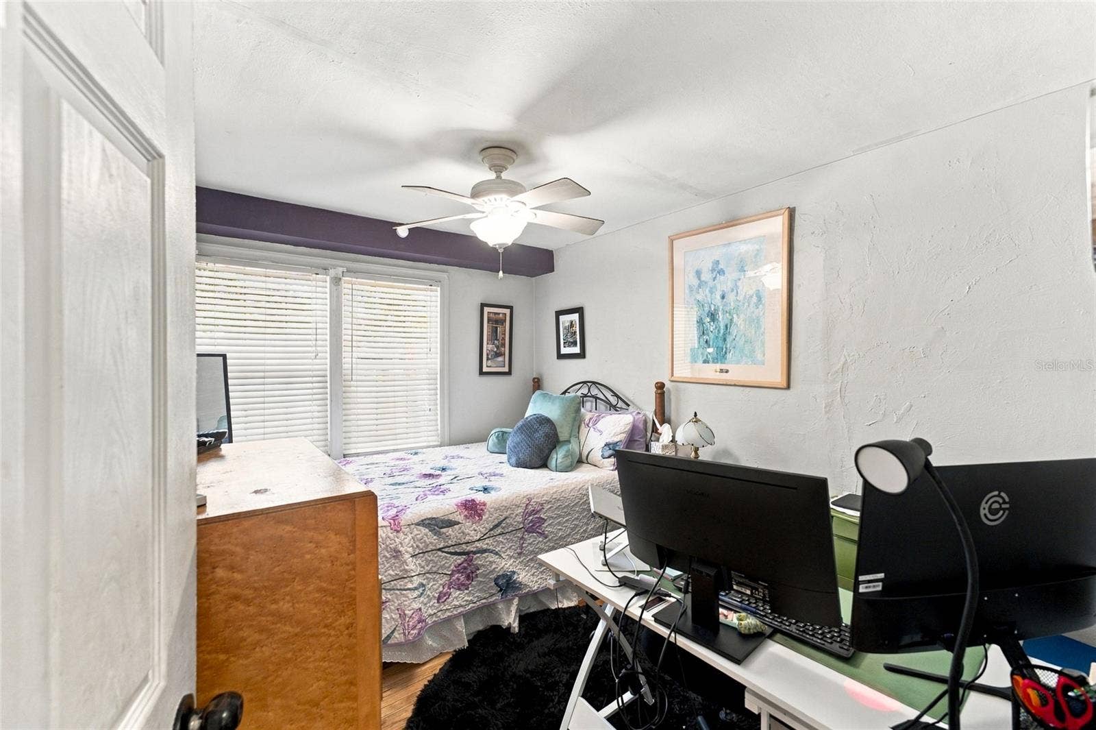 1427 E COMANCHE AVENUE, Tampa, FL 33604 1427 E COMANCHE AVENUE, Tampa, FL 33604