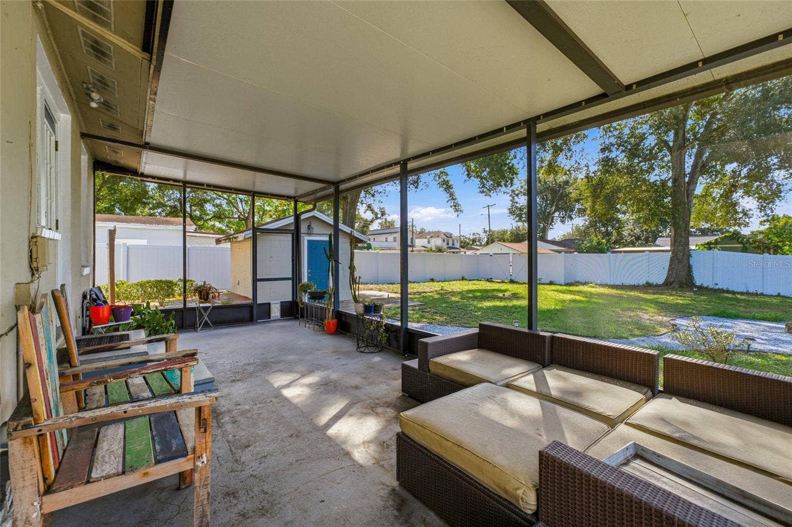 1427 E COMANCHE AVENUE, Tampa, FL 33604 1427 E COMANCHE AVENUE, Tampa, FL 33604