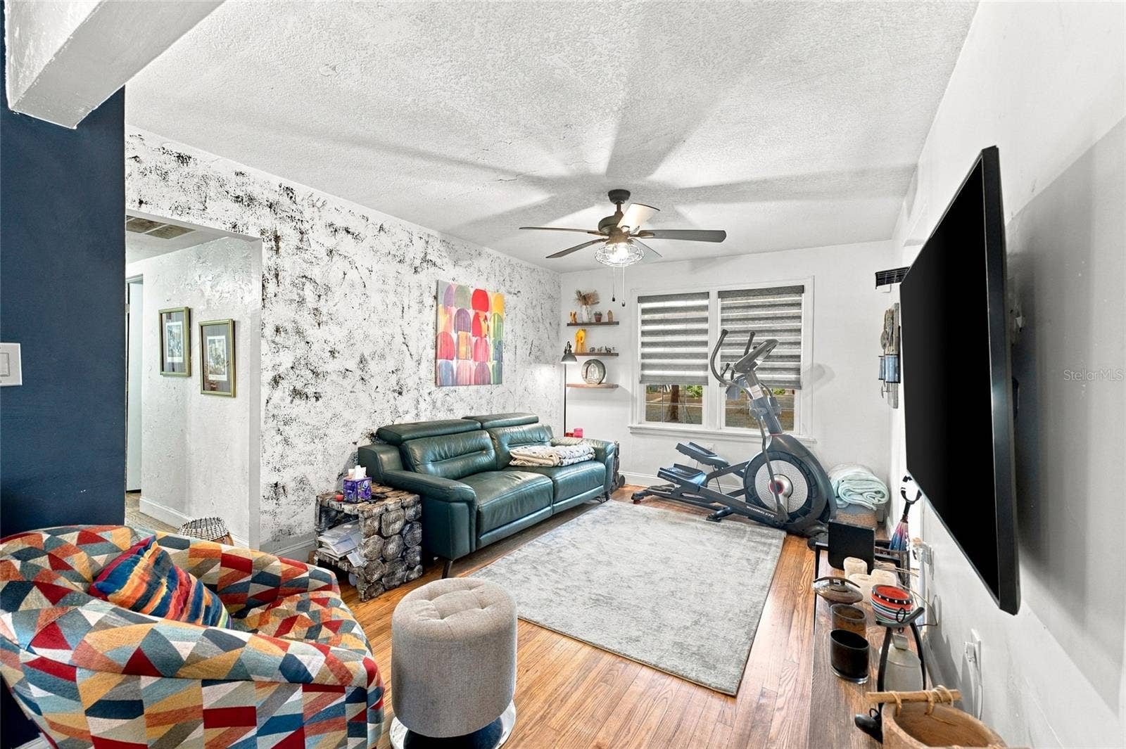 1427 E COMANCHE AVENUE, Tampa, FL 33604 1427 E COMANCHE AVENUE, Tampa, FL 33604