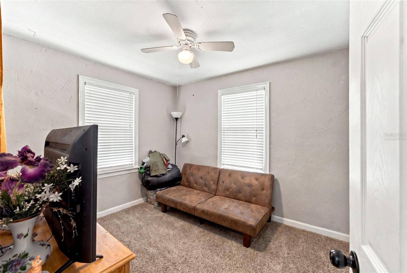 1427 E COMANCHE AVENUE, Tampa, FL 33604 VIRTUALLY STAGED