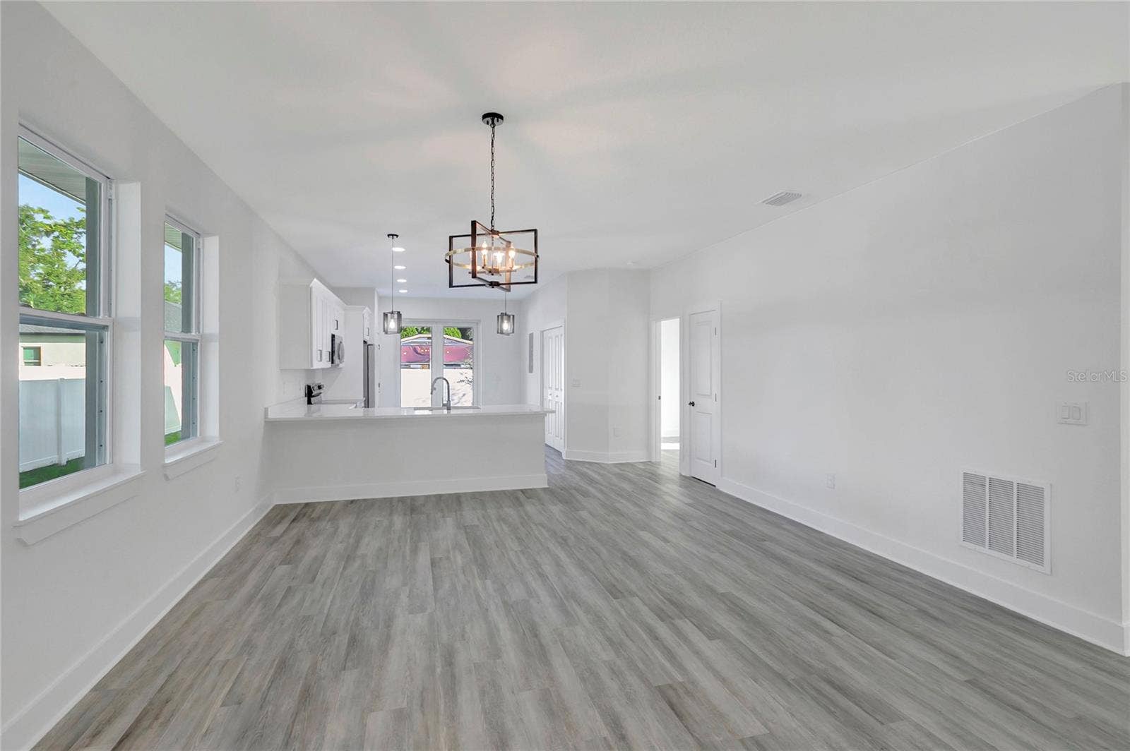 508 E JAMES STREET, Tampa, FL 33603 508 E JAMES STREET, Tampa, FL 33603