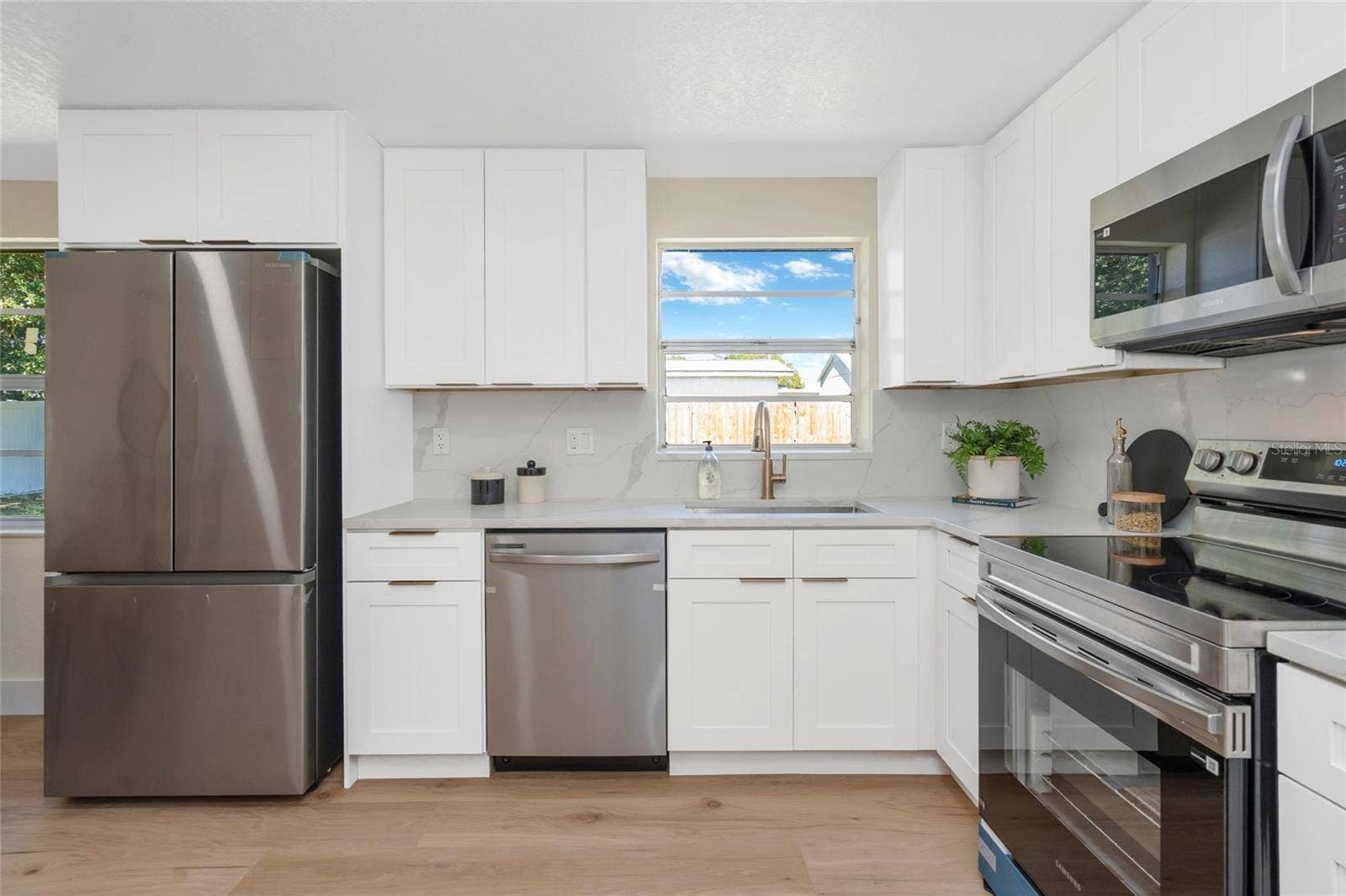 4003 W MONTGOMERY TERRACE, Tampa, FL 33616