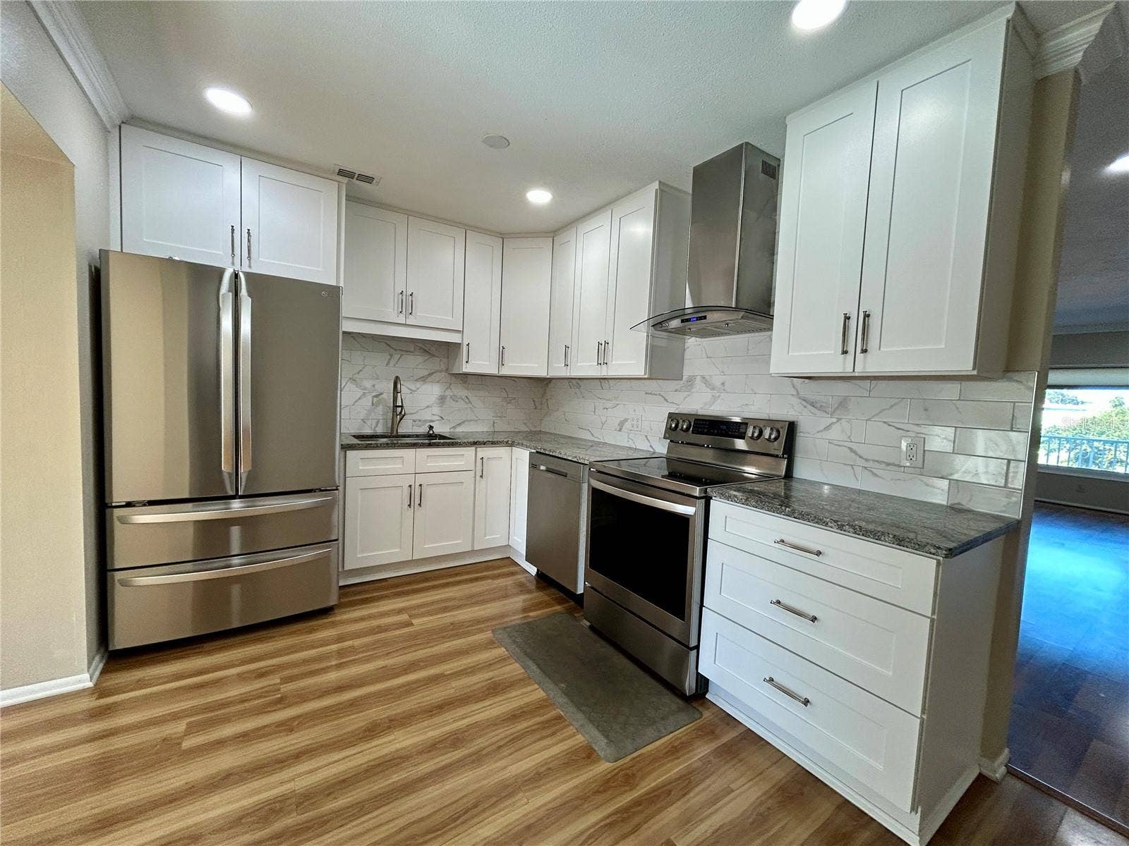2381 ECUADORIAN WAY, #45, Clearwater, FL 33763 2381 ECUADORIAN WAY, #45, Clearwater, FL 33763