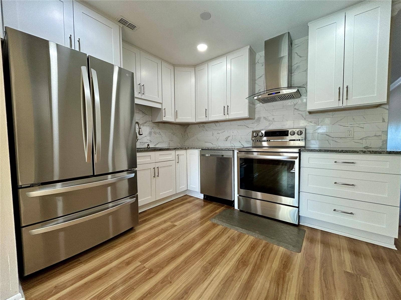 2381 ECUADORIAN WAY, #45, Clearwater, FL 33763 2381 ECUADORIAN WAY, #45, Clearwater, FL 33763