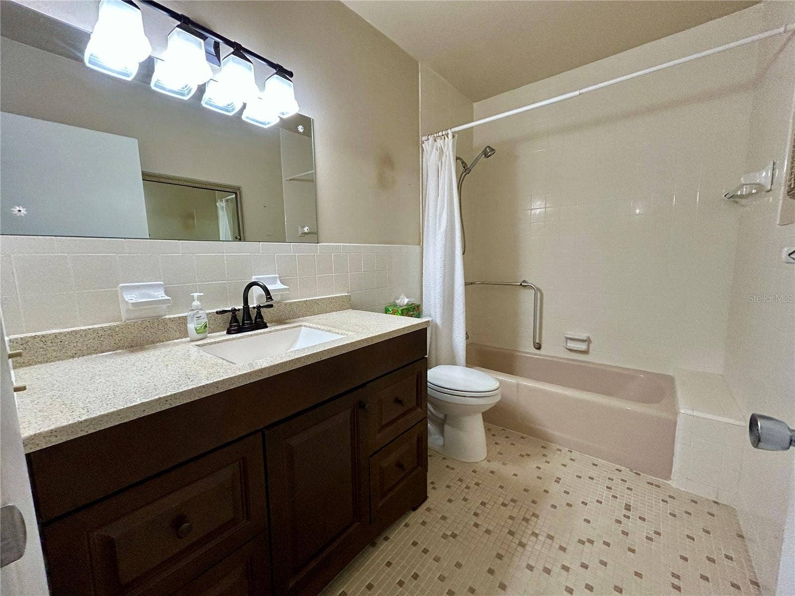 2381 ECUADORIAN WAY, #45, Clearwater, FL 33763 2381 ECUADORIAN WAY, #45, Clearwater, FL 33763