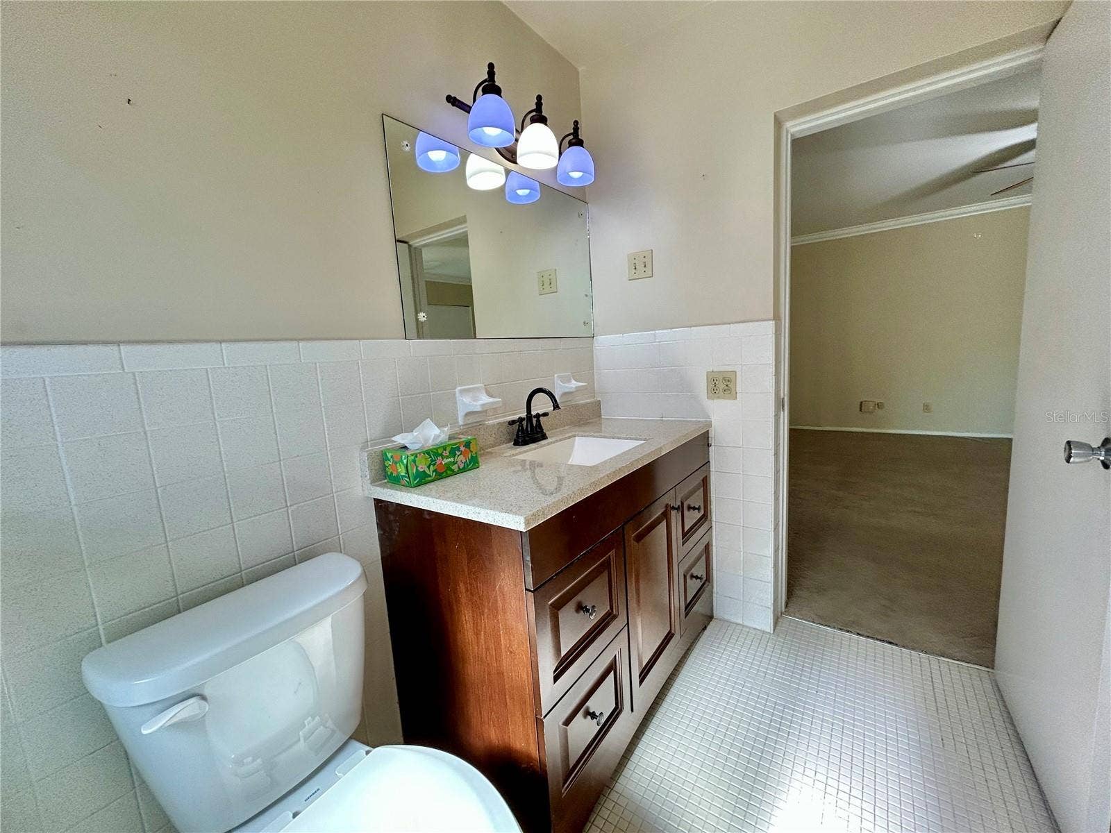 2381 ECUADORIAN WAY, #45, Clearwater, FL 33763 2381 ECUADORIAN WAY, #45, Clearwater, FL 33763