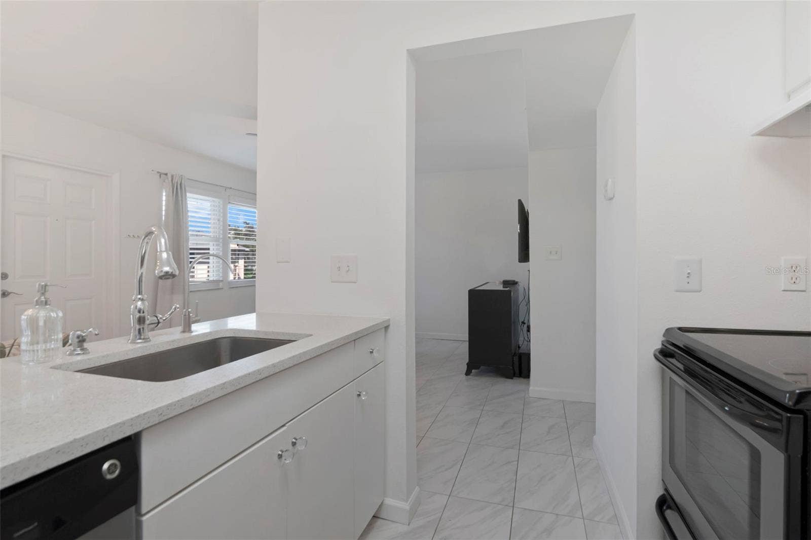 527 S LINCOLN AVENUE, #A205, Tampa, FL 33609 527 S LINCOLN AVENUE, #A205, Tampa, FL 33609