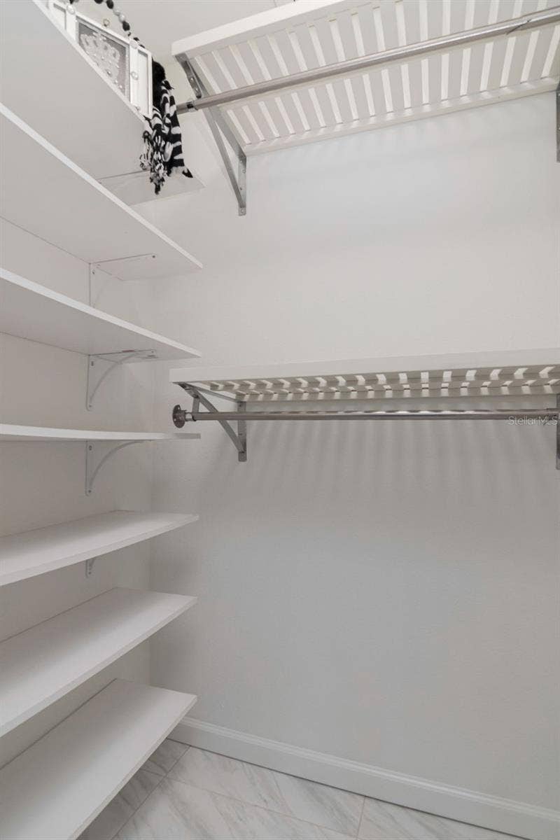 527 S LINCOLN AVENUE, #A205, Tampa, FL 33609 Walk in closet
