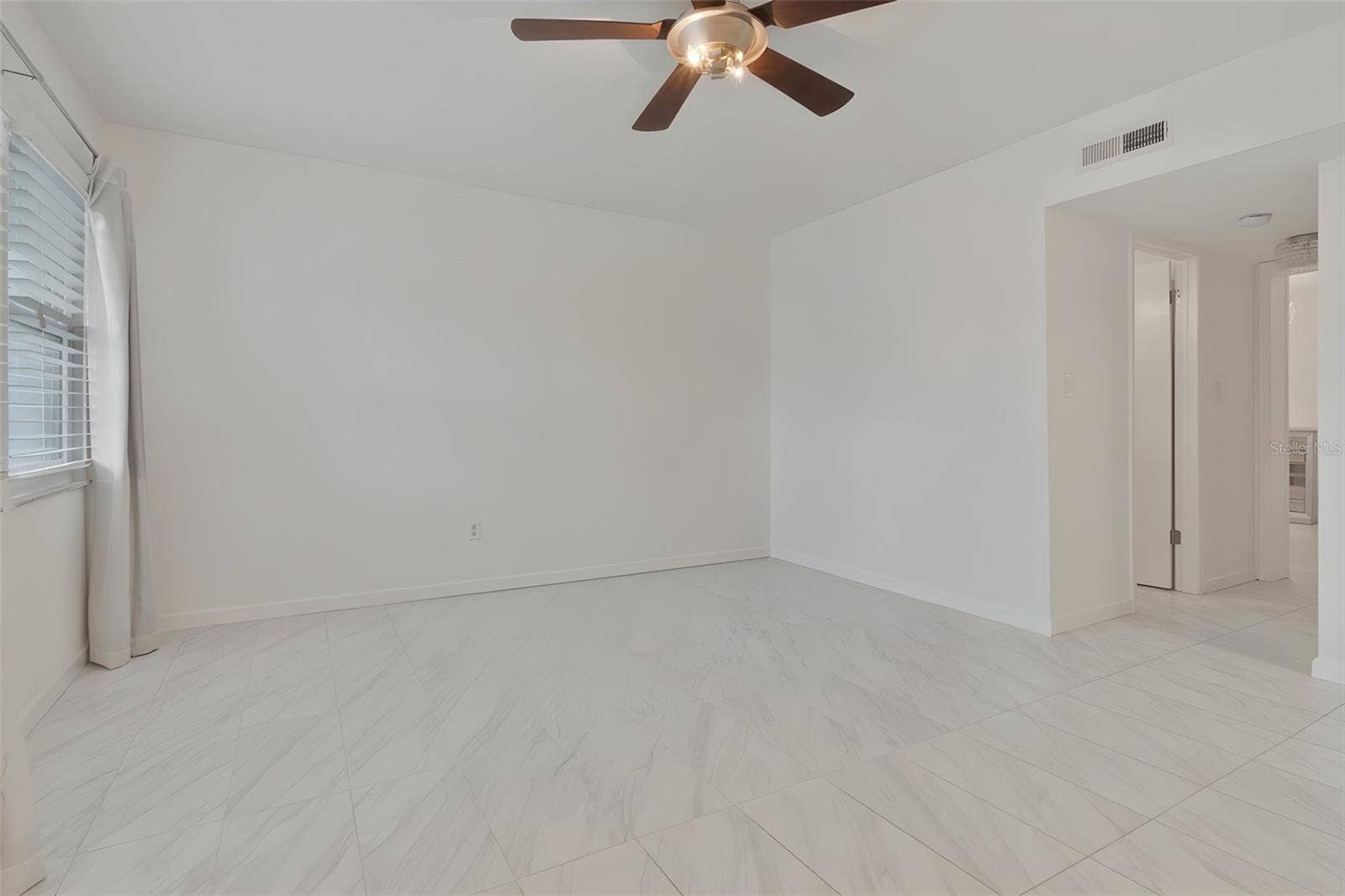 527 S LINCOLN AVENUE, #A205, Tampa, FL 33609 527 S LINCOLN AVENUE, #A205, Tampa, FL 33609