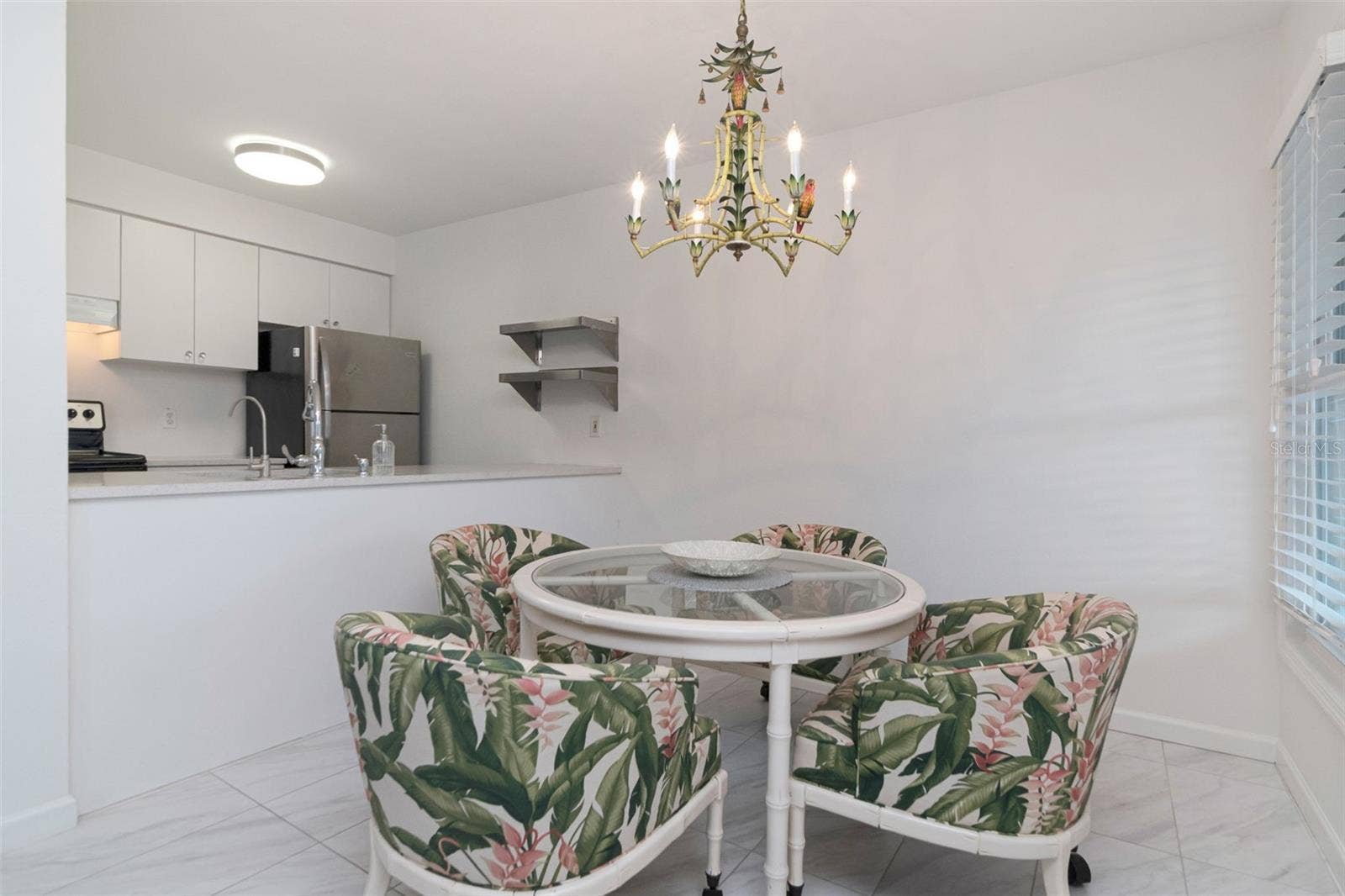 527 S LINCOLN AVENUE, #A205, Tampa, FL 33609 527 S LINCOLN AVENUE, #A205, Tampa, FL 33609