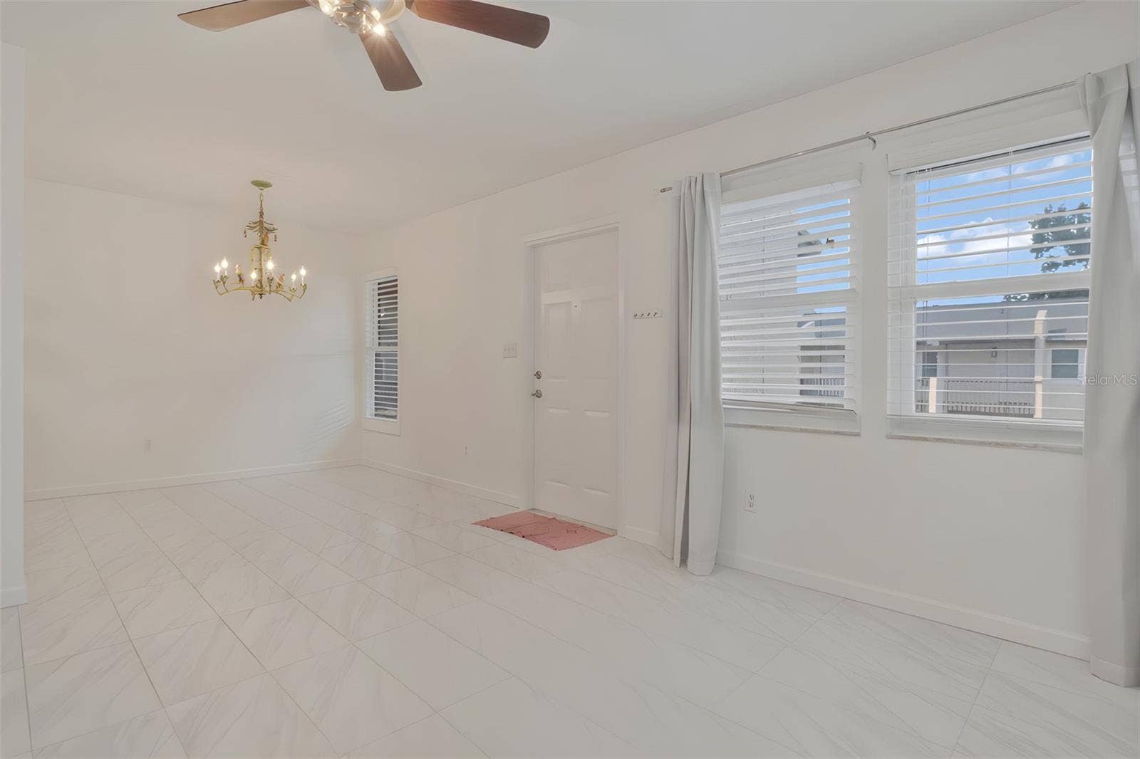 527 S LINCOLN AVENUE, #A205, Tampa, FL 33609 527 S LINCOLN AVENUE, #A205, Tampa, FL 33609