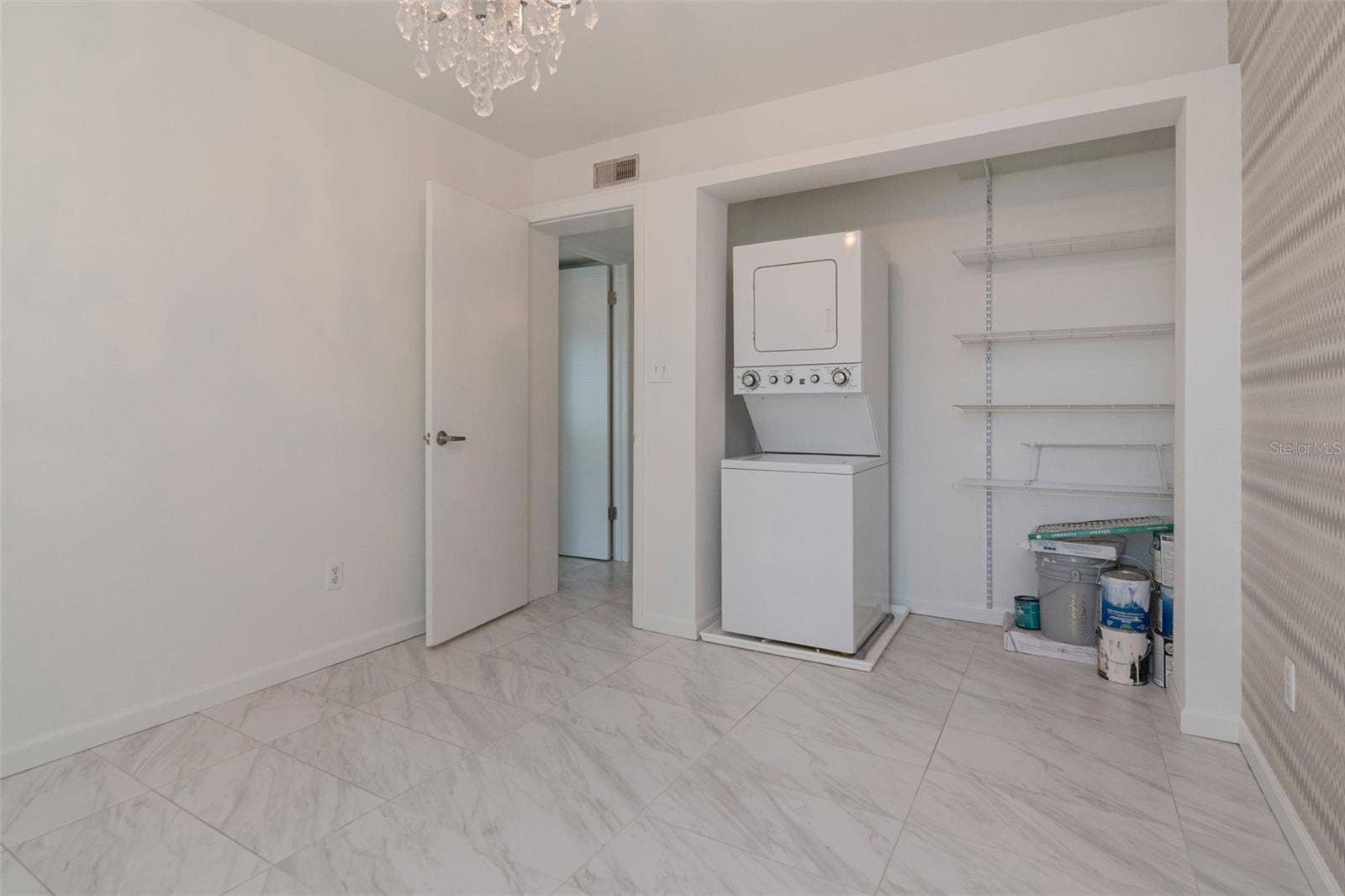 527 S LINCOLN AVENUE, #A205, Tampa, FL 33609 527 S LINCOLN AVENUE, #A205, Tampa, FL 33609