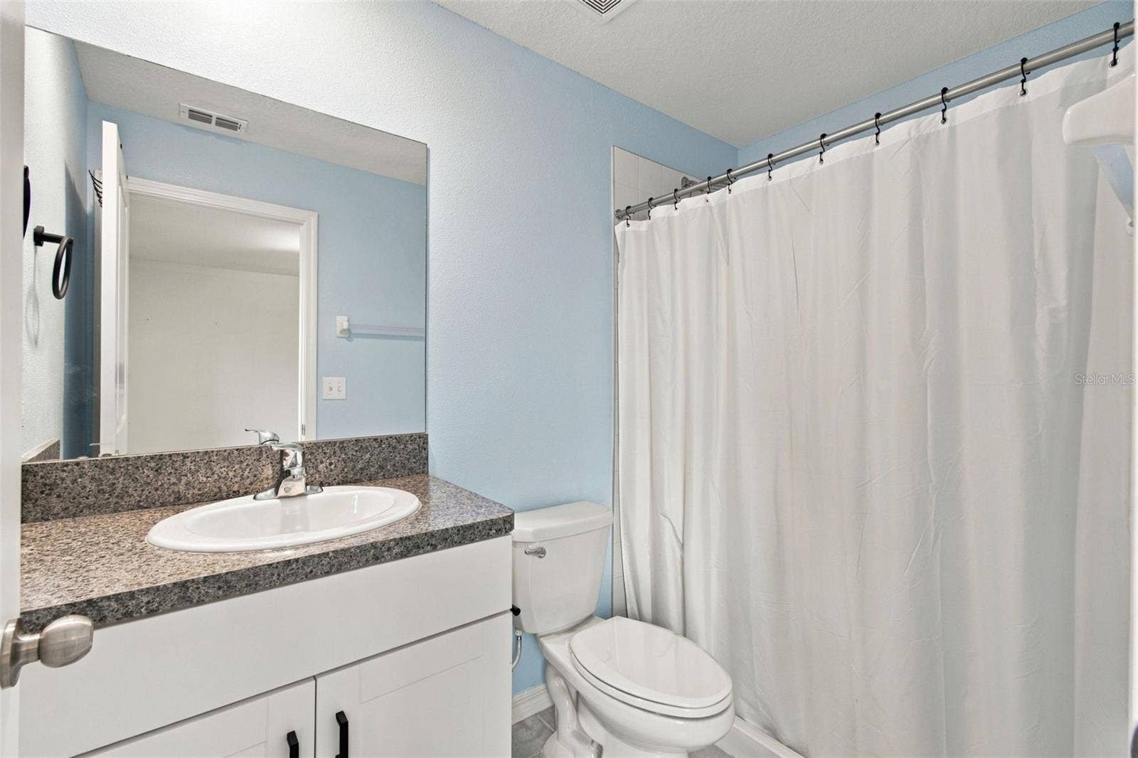 13580 WILLOW BLUESTAR LOOP, Riverview, FL 33579 3RD FULL BATHROOM