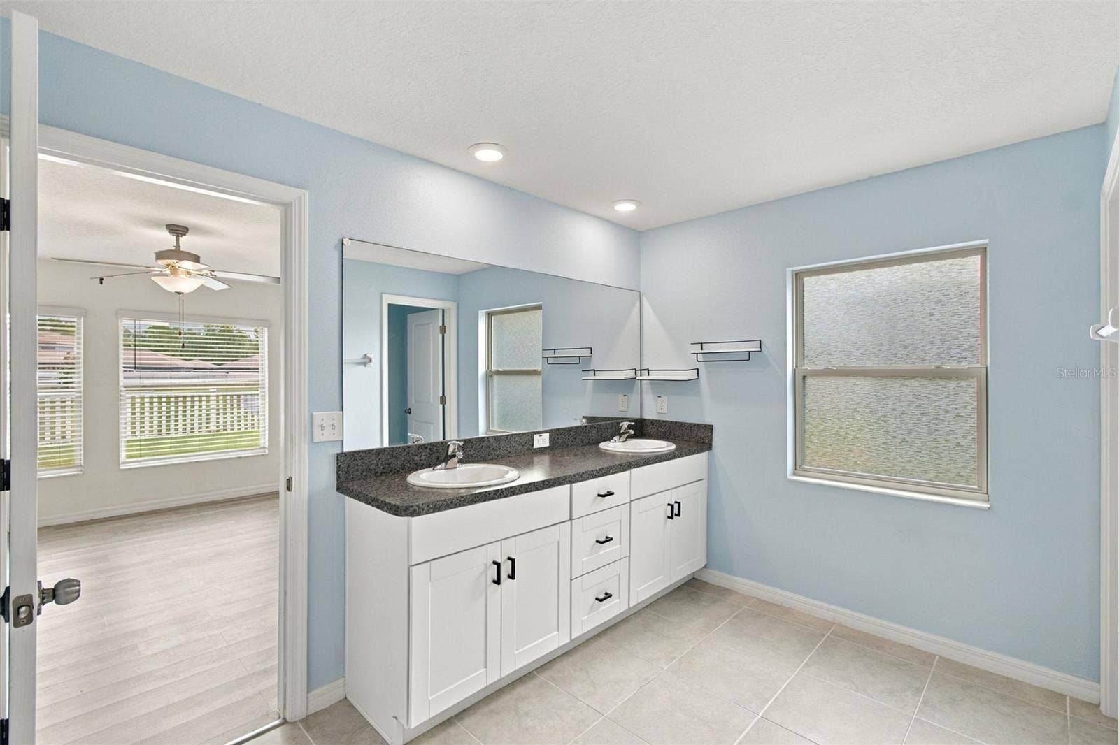 13580 WILLOW BLUESTAR LOOP, Riverview, FL 33579 PRIMARY BATHROOM