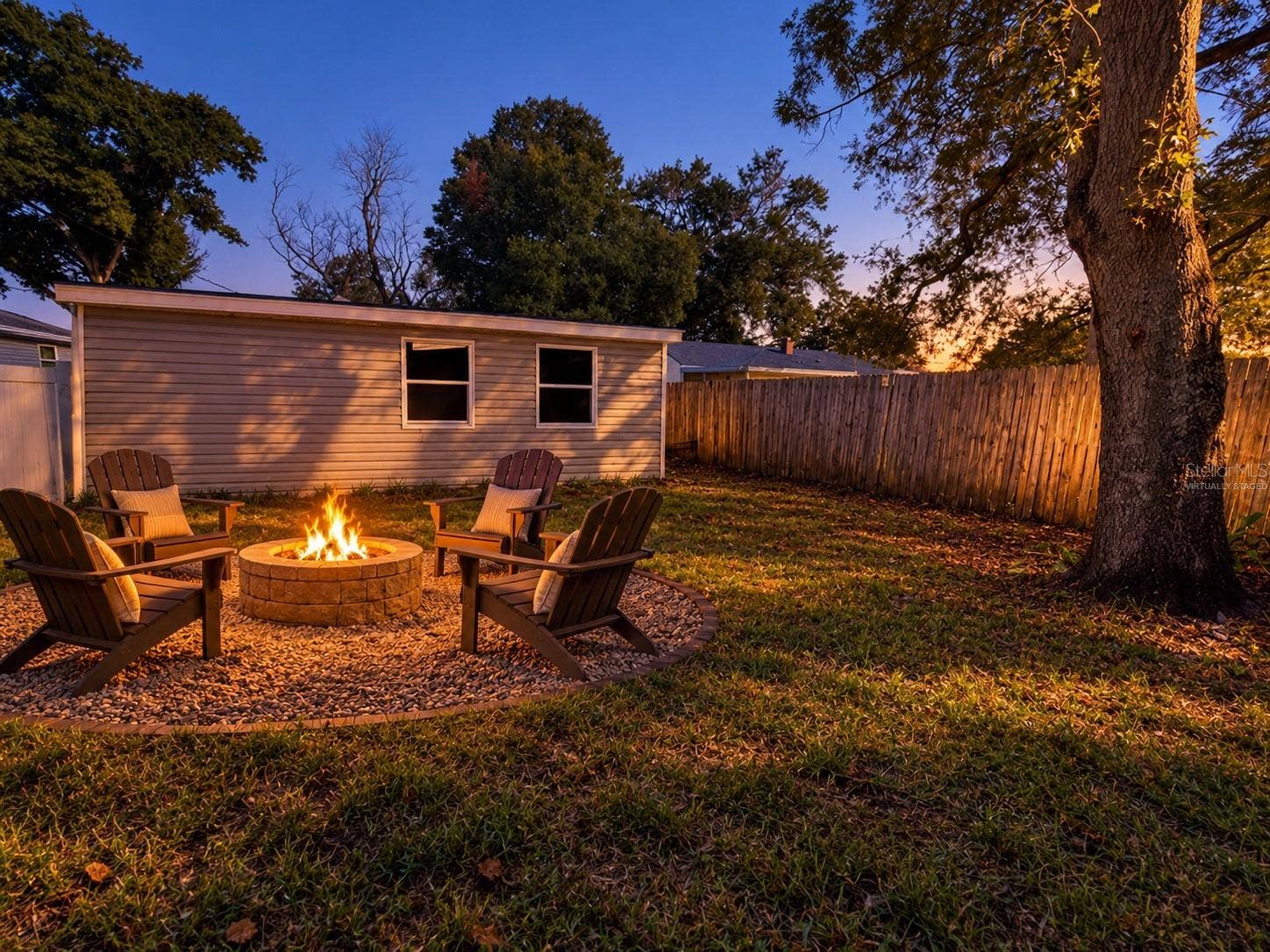 4228 36TH AVENUE N, St Petersburg, FL 33713 VIRTUALLY STAGED