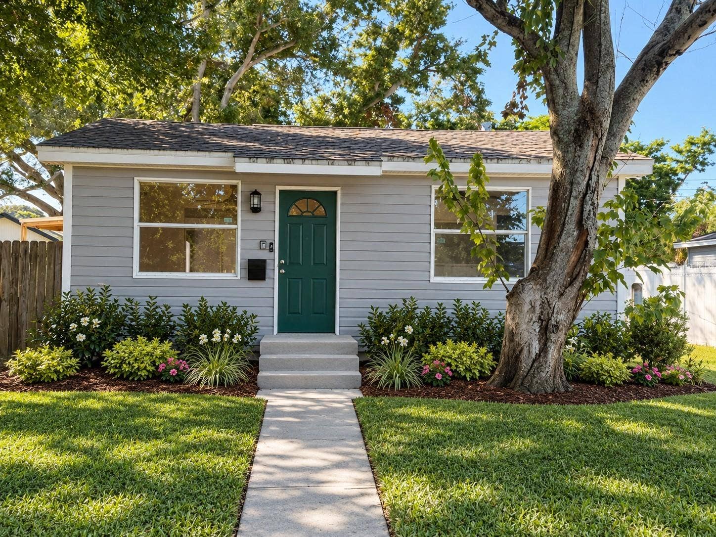 4228 36TH AVENUE N, St Petersburg, FL 33713 VIRTUALLY STAGED