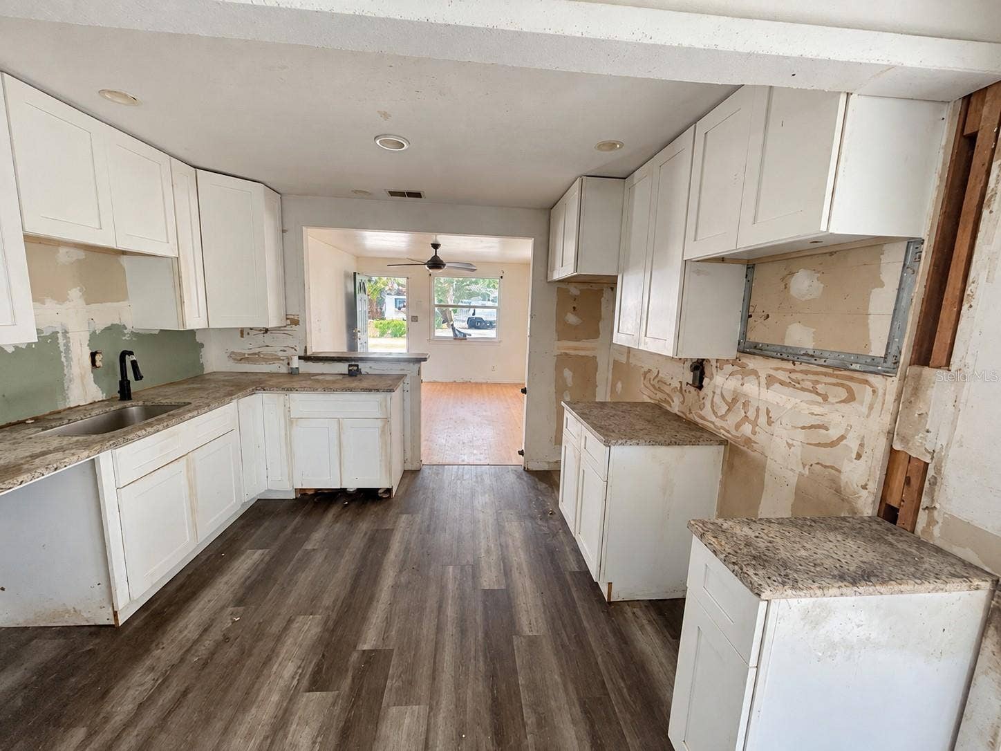 4228 36TH AVENUE N, St Petersburg, FL 33713 AS-IS