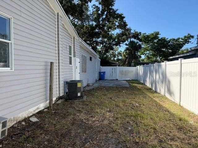 4228 36TH AVENUE N, St Petersburg, FL 33713 AS-IS