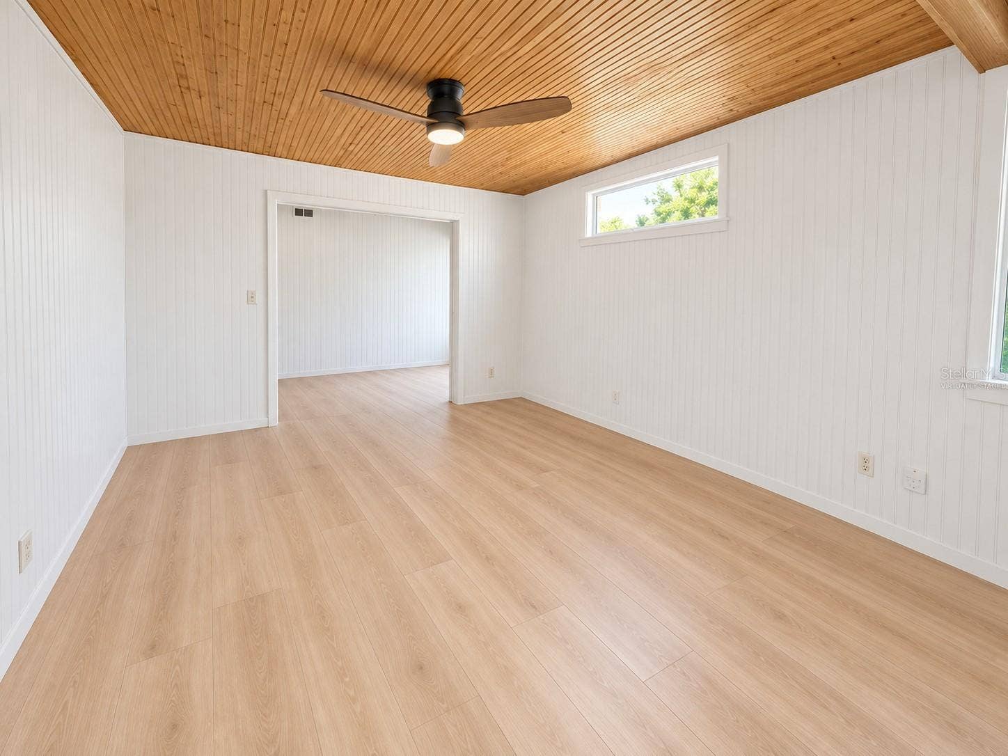 4228 36TH AVENUE N, St Petersburg, FL 33713 VIRTUALLY STAGED