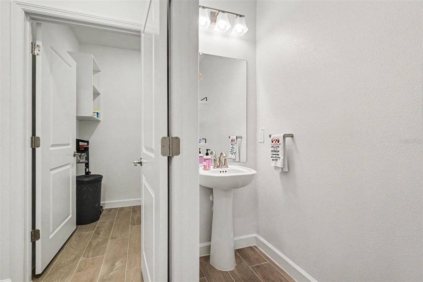 10911 RUSTIC EVE COURT, Land O Lakes, FL 34638 10911 RUSTIC EVE COURT, Land O Lakes, FL 34638