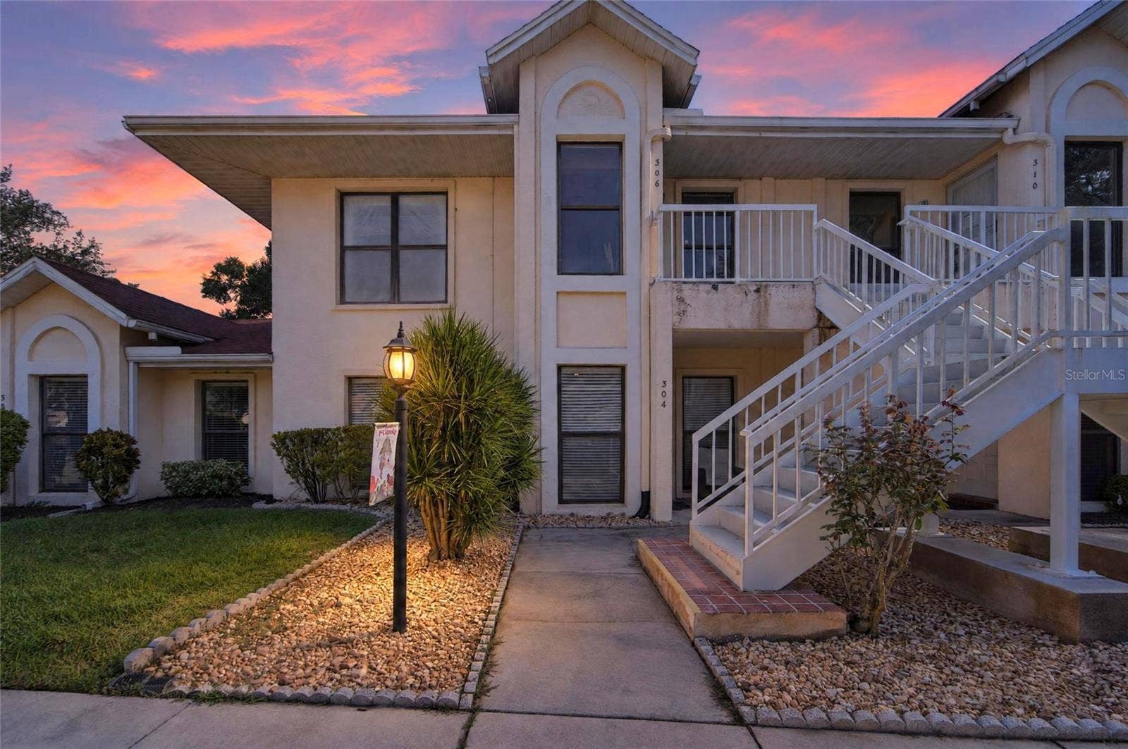 304 KNOTTWOOD COURT, #304, Sun City Center, FL 33573 304 KNOTTWOOD COURT, #304, Sun City Center, FL 33573